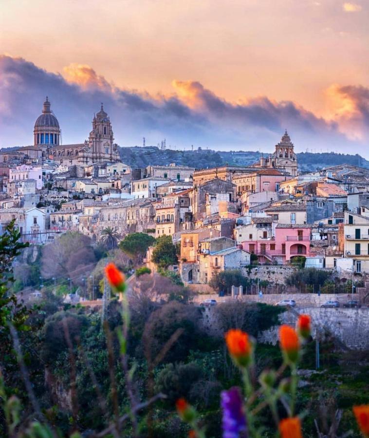 Da Cleo-Nel Cuore Del Barocco Siciliano Ragusa Bagian luar foto